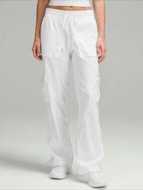 NWOT Lululemon Dance Studio Relaxed-Fit Mid-Rise Cargo Pants size M